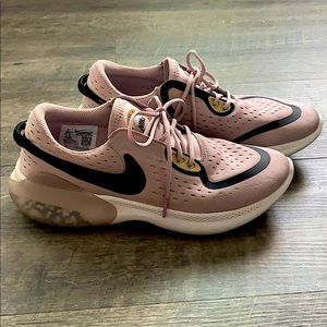 Women’s Nike Joyride